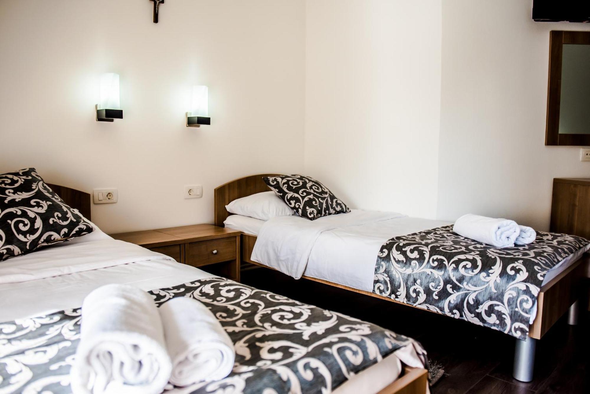 Hotel Villa Monako Medjugorje Luaran gambar